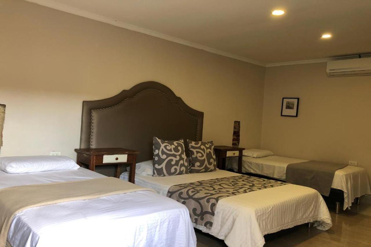 Hotel Galeria La Trinidad Cartagène Extérieur photo